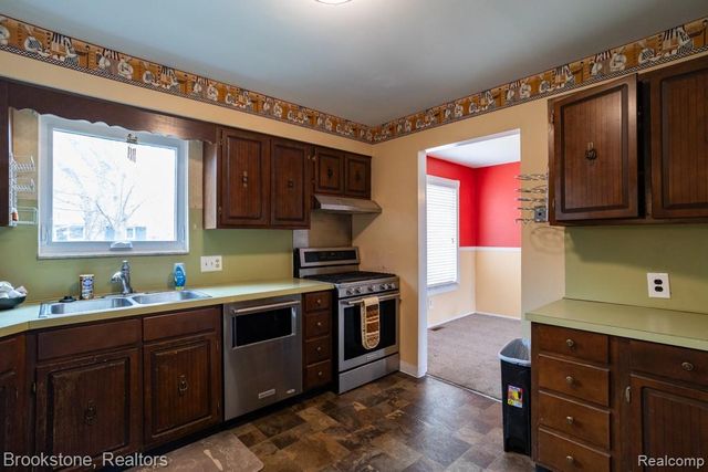 855 Illinois Street, Marysville, MI 48040