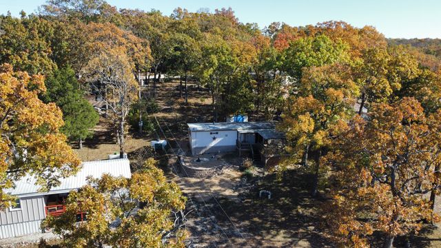 25965 Willow Road, Hermitage, MO 65668