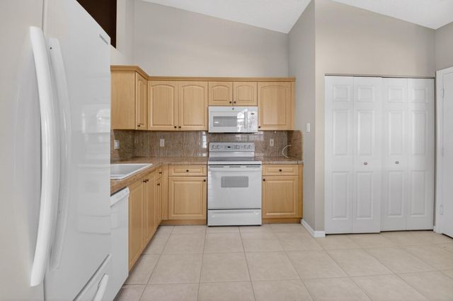 6131 Caladium Road, Delray Beach, FL 33484