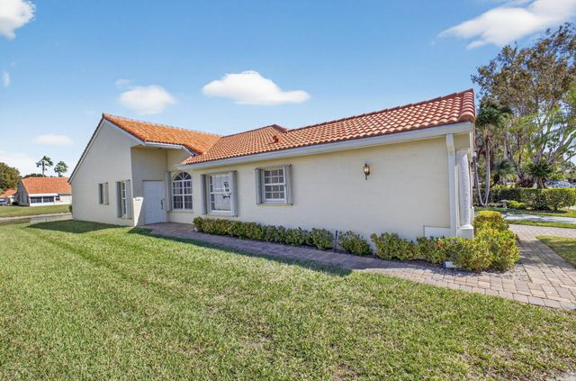 6131 Caladium Road, Delray Beach, FL 33484