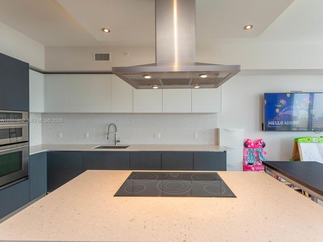 1300 Brickell Bay Drive 3804, Miami, FL 33131