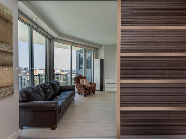 1300 Brickell Bay Drive 3804, Miami, FL 33131