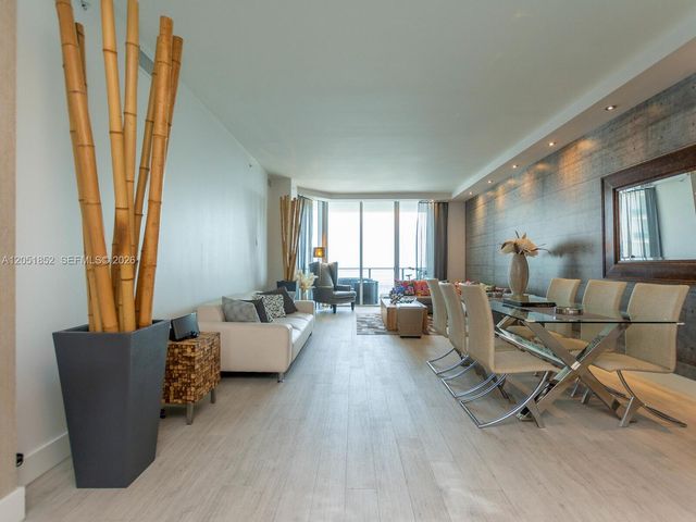 1300 Brickell Bay Drive 3804, Miami, FL 33131