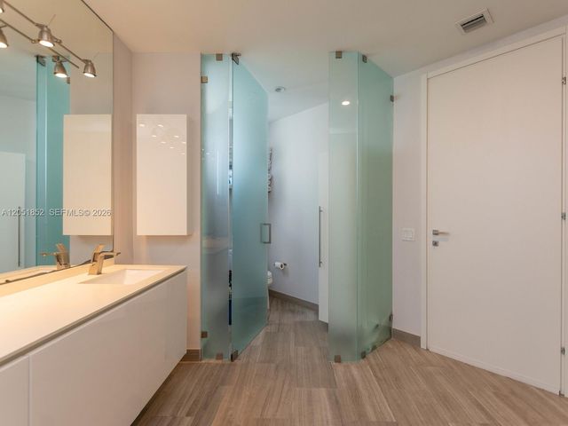 1300 Brickell Bay Drive 3804, Miami, FL 33131