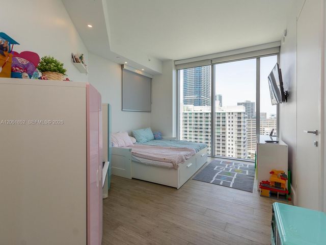 1300 Brickell Bay Drive 3804, Miami, FL 33131