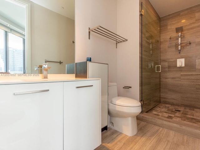 1300 Brickell Bay Drive 3804, Miami, FL 33131