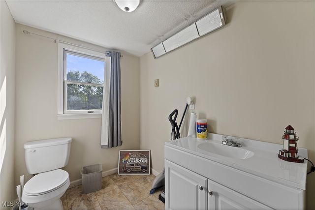 4278 Dudley Road, Mantua, OH 44255