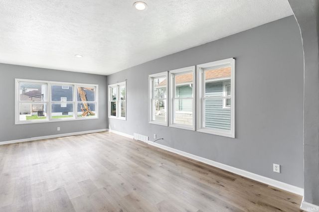 1419 Van Buren Street, South Bend, IN 46628