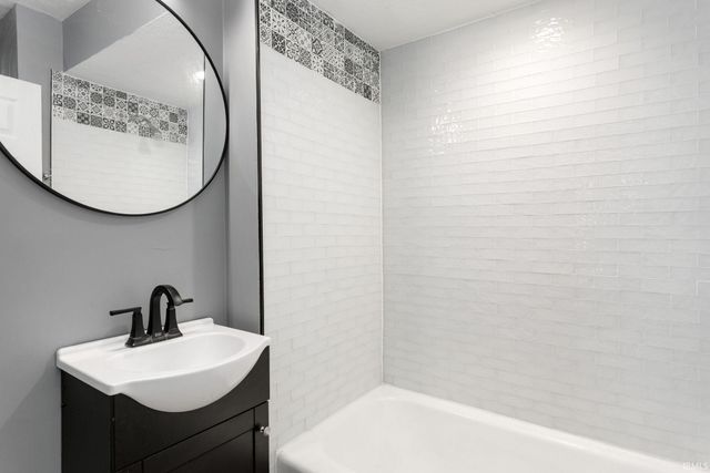 1419 Van Buren Street, South Bend, IN 46628