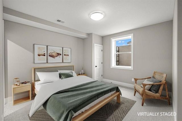 720 NE Lone Hill Drive B, Lee's Summit, MO 64064