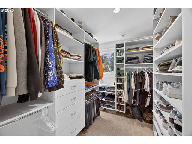 921 Sw 57TH Ave, Portland, OR 97221