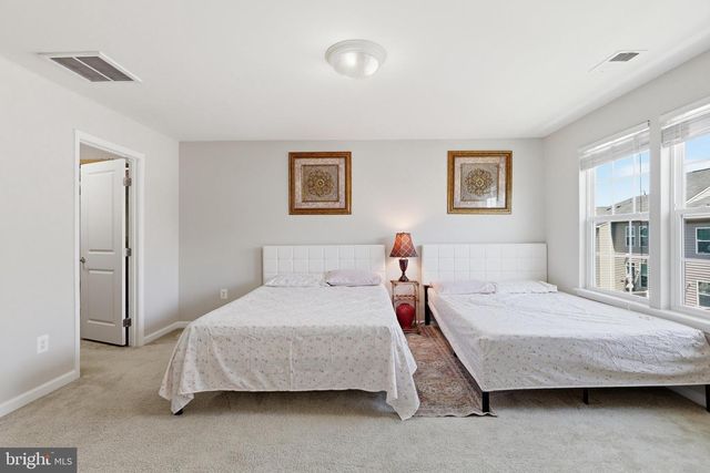 42630 BURBANK TER, Sterling, VA 20166