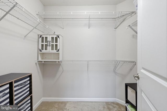 42630 BURBANK TER, Sterling, VA 20166
