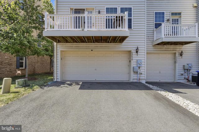 42630 BURBANK TER, Sterling, VA 20166
