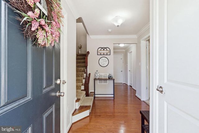 42630 BURBANK TER, Sterling, VA 20166