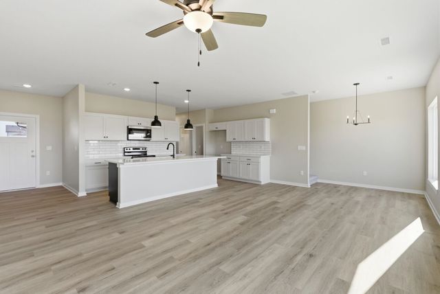 3861 W Longleaf St, Wichita, KS 67205