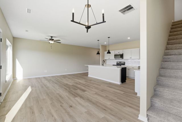 3861 W Longleaf St, Wichita, KS 67205