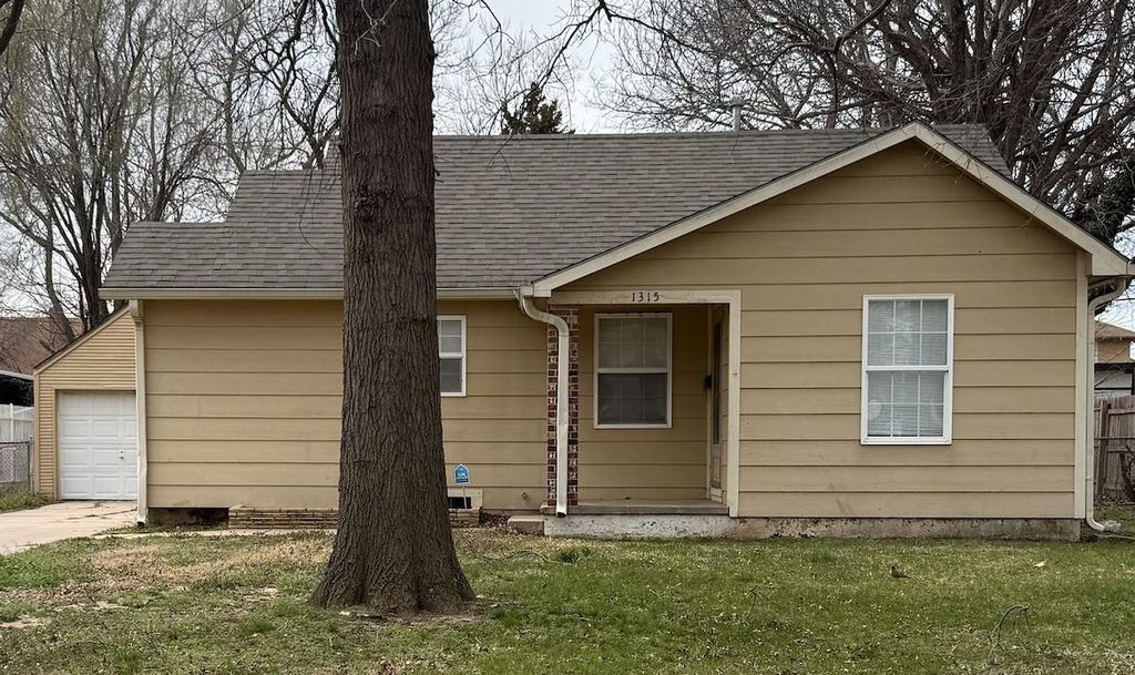 1315 S Kansas Ave, Wichita, KS 67211