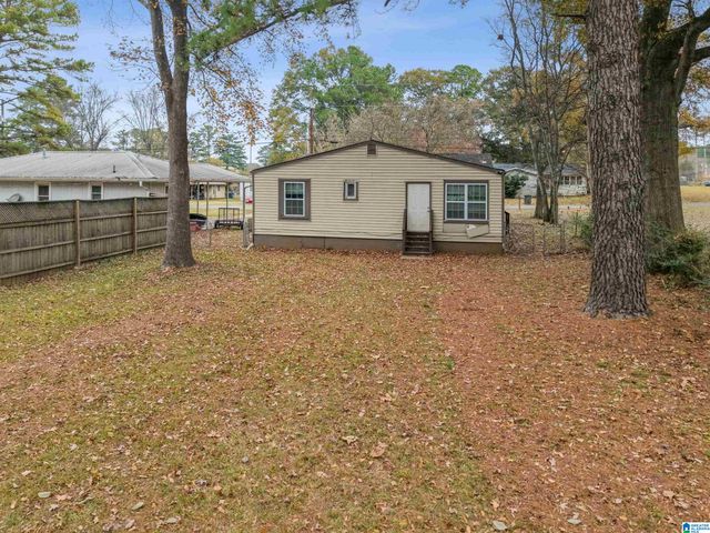 2512 CIRCLE DRIVE, Hueytown, AL 35023