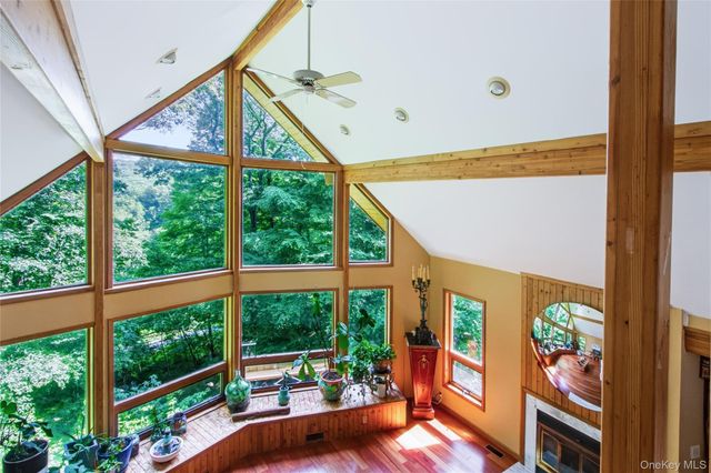 69 Canopus Hill Road, Putnam Valley, NY 10579