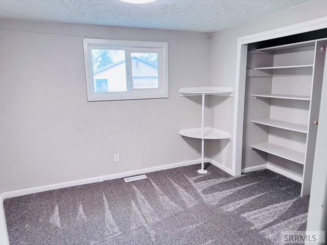 565 Lansing, Blackfoot, ID 83221