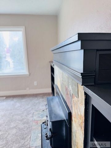 565 Lansing, Blackfoot, ID 83221