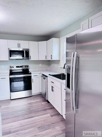 565 Lansing, Blackfoot, ID 83221