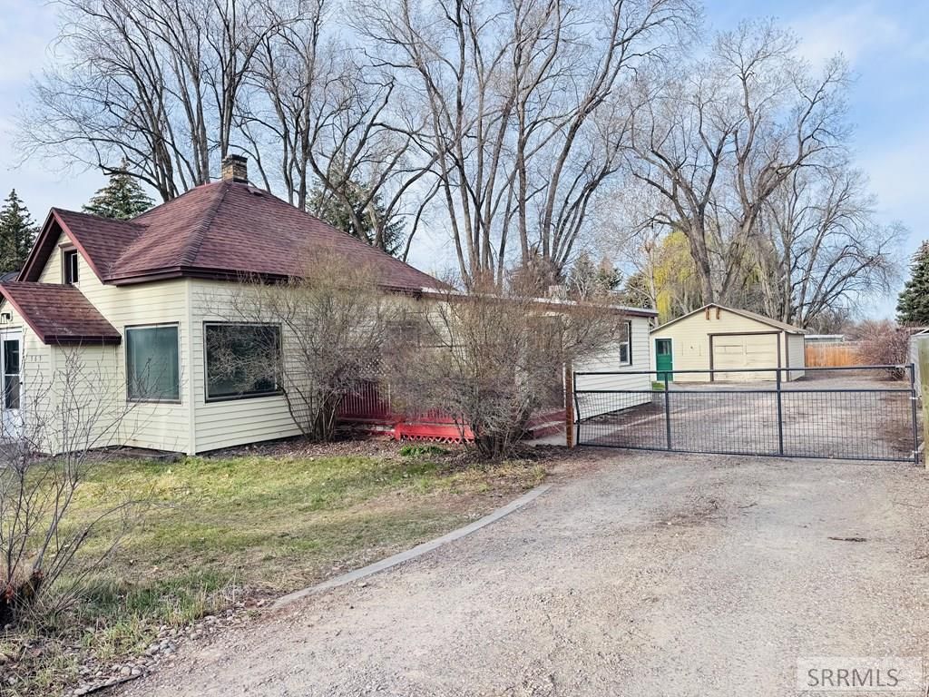 Image 25 of property listing at 565 Lansing, Blackfoot, ID 83221