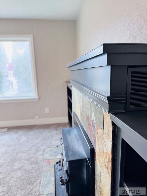 Image 5 of property listing at 565 Lansing, Blackfoot, ID 83221