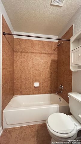 5727 SOUTHERN KNOLL, San Antonio, TX 78261