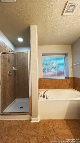 5727 SOUTHERN KNOLL, San Antonio, TX 78261