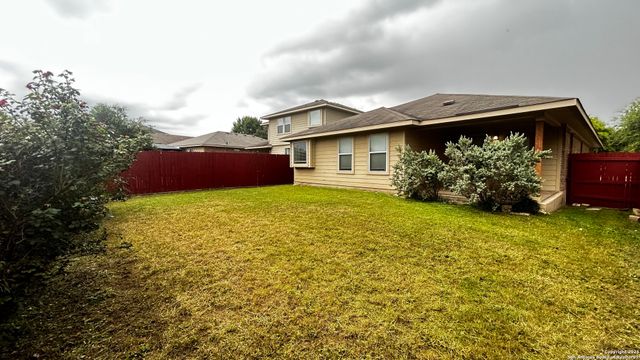 5727 SOUTHERN KNOLL, San Antonio, TX 78261
