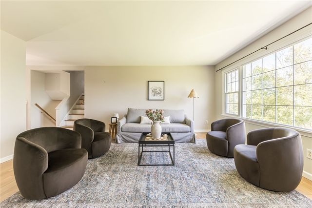 12 Mountain Rise, Perinton, NY 14450