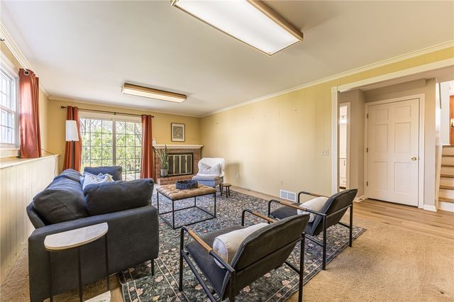 12 Mountain Rise, Perinton, NY 14450