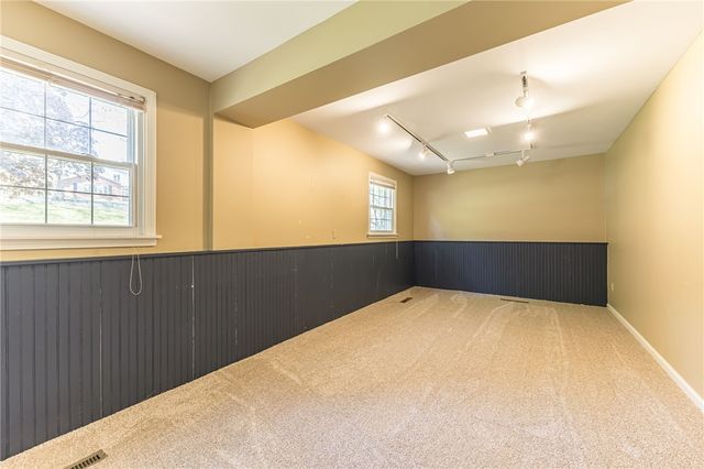 12 Mountain Rise, Perinton, NY 14450