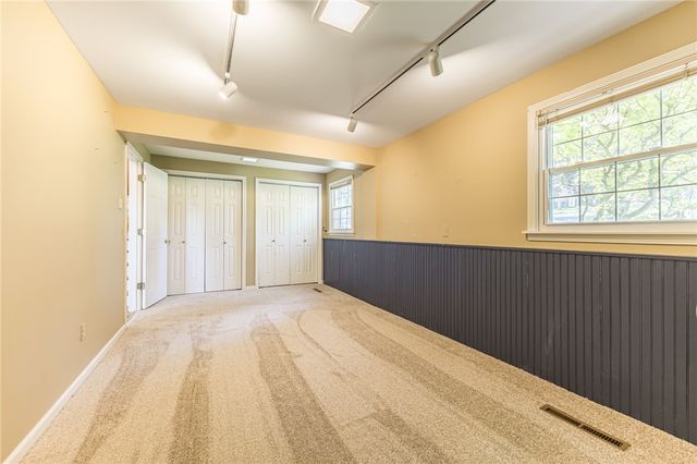 12 Mountain Rise, Perinton, NY 14450