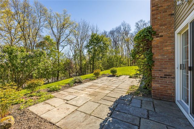 12 Mountain Rise, Perinton, NY 14450