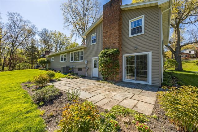 12 Mountain Rise, Perinton, NY 14450