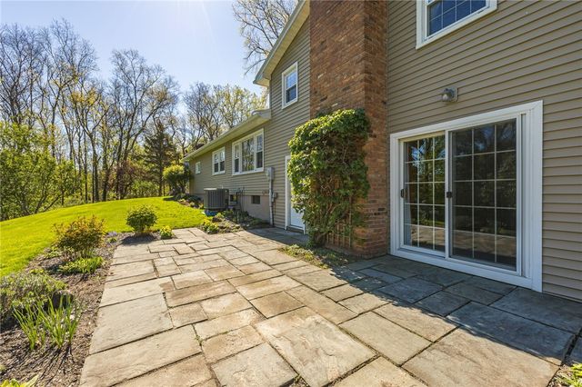 12 Mountain Rise, Perinton, NY 14450