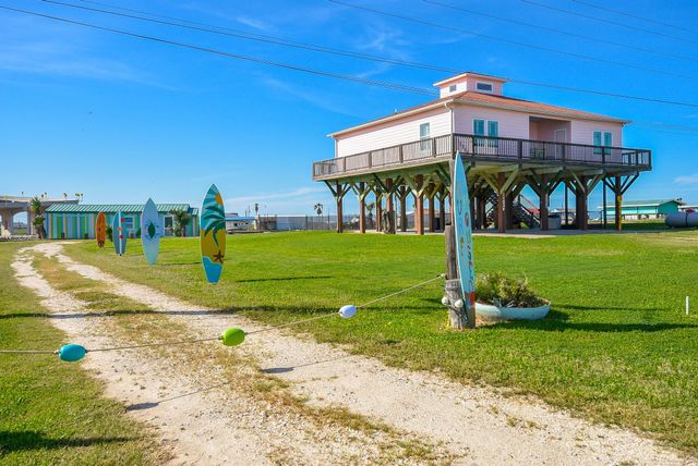 109 County Road 230, Sargent, TX 77414