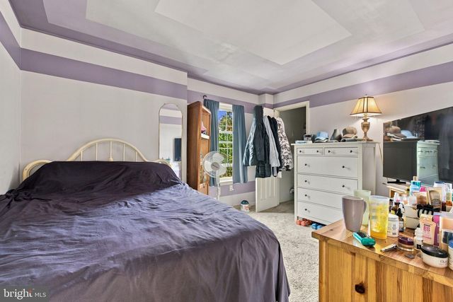 668 BLOSSOM HILL LN, Dallastown, PA 17313