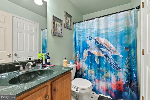 668 BLOSSOM HILL LN, Dallastown, PA 17313