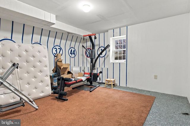 668 BLOSSOM HILL LN, Dallastown, PA 17313