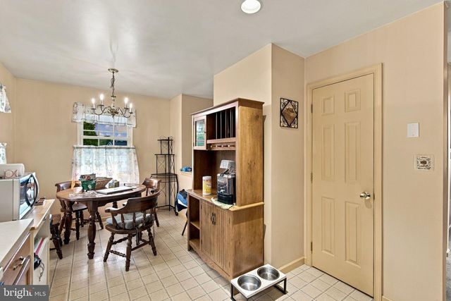 668 BLOSSOM HILL LN, Dallastown, PA 17313