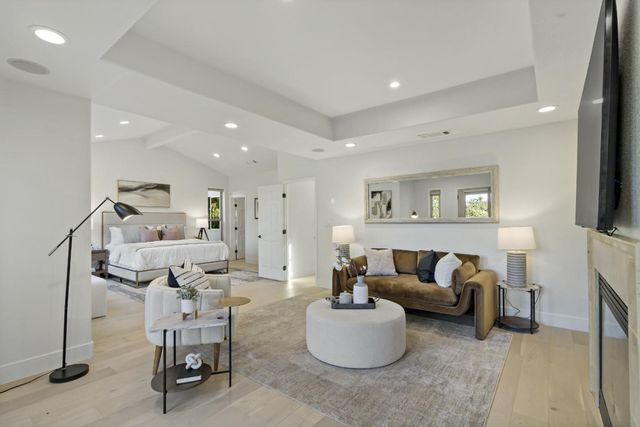 303 Lakeview Way, Redwood City, CA 94062