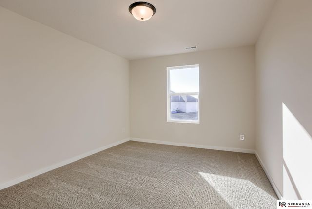 10509 N 160 Street, Bennington, NE 68007