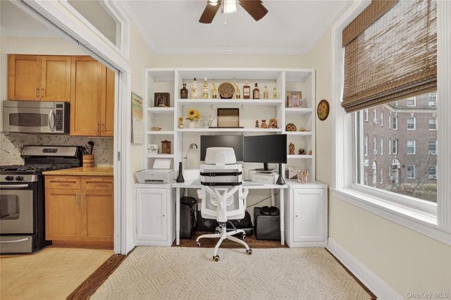 445 Gramatan Avenue EB3, Mount Vernon, NY 10552