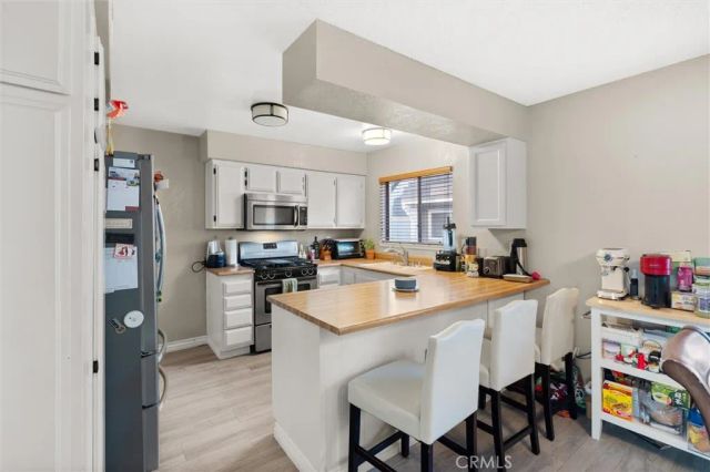 1929 Glenoaks 122, San Fernando, CA 91340