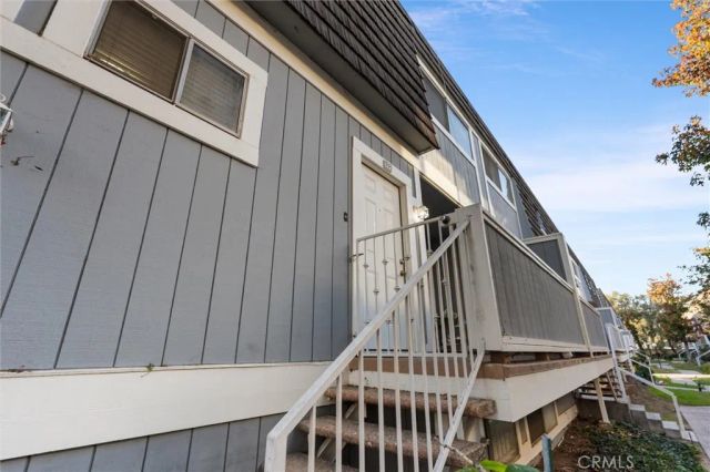 1929 Glenoaks 122, San Fernando, CA 91340