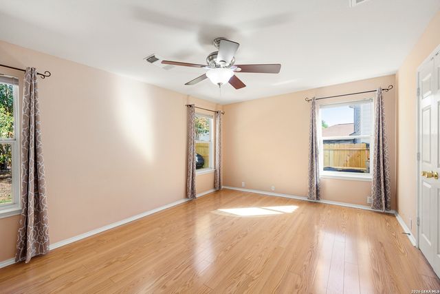 1651 Mountain Brk, Schertz, TX 78154